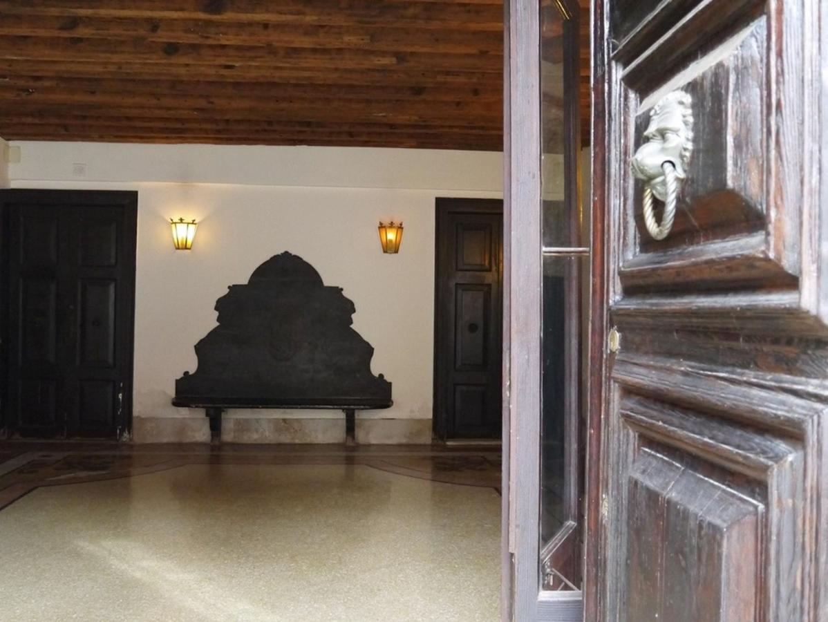 Appartamento In Palazzo Storico A Venezia Centro المظهر الخارجي الصورة